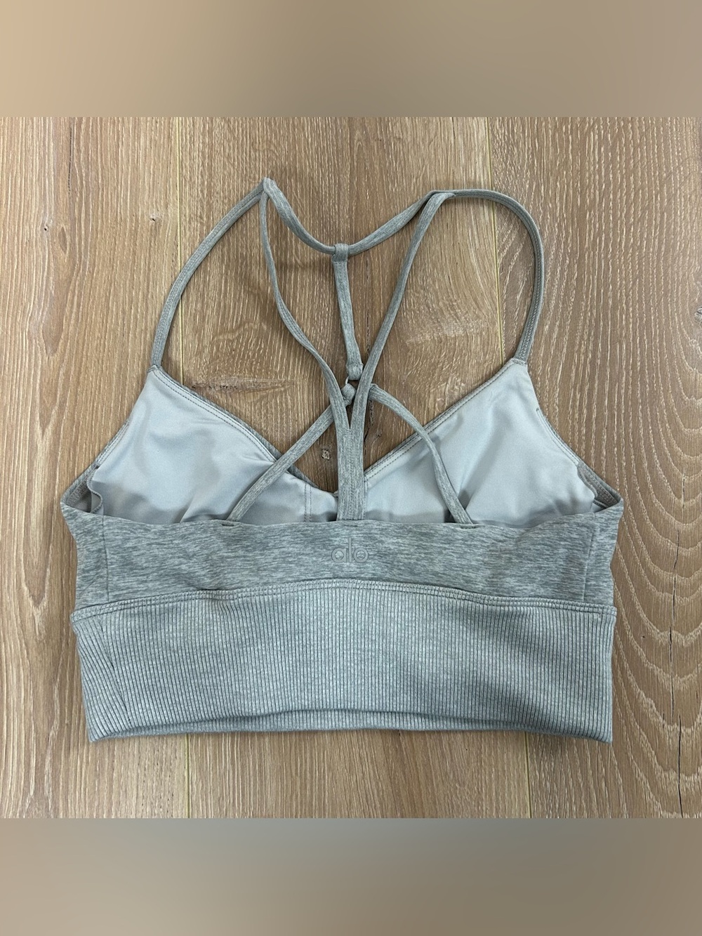 Alo Yoga Alosoft Lavish Bra Light Grey Size Small - Picture 4 of 8